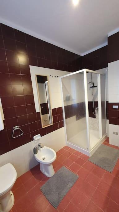 El Lugo Apartment Cola  Luaran gambar