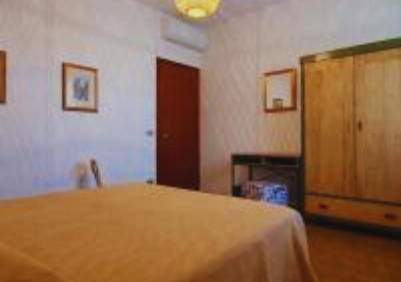 El Lugo Apartment Cola  Luaran gambar