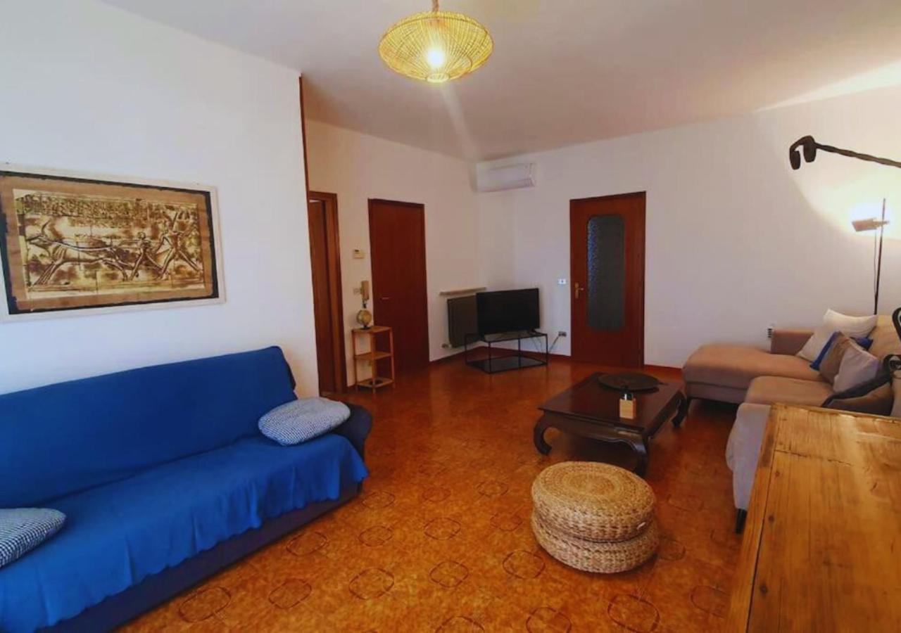 El Lugo Apartment Cola  Luaran gambar